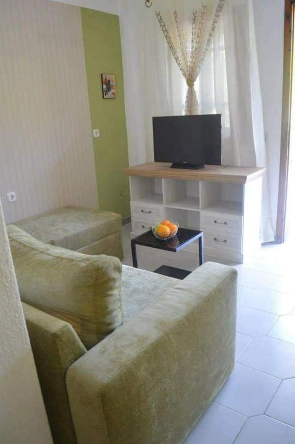Delfino Hotel Mola Kalyva Exteriér fotografie
